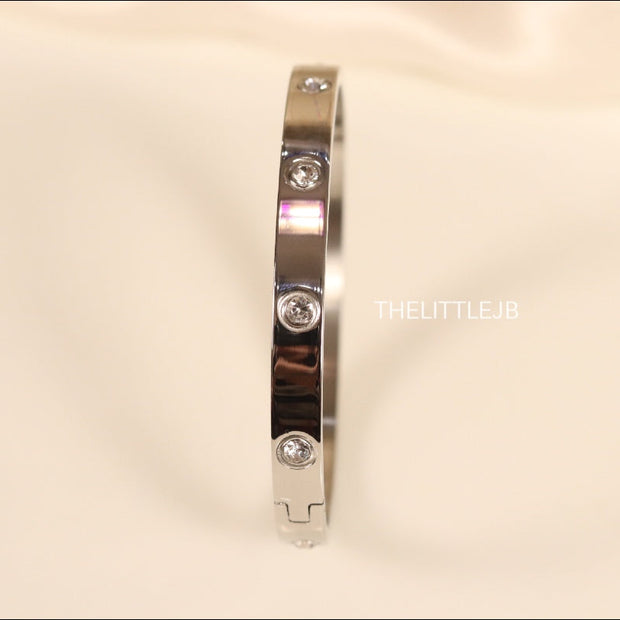 Platinum Plated openable bracelet with zircons