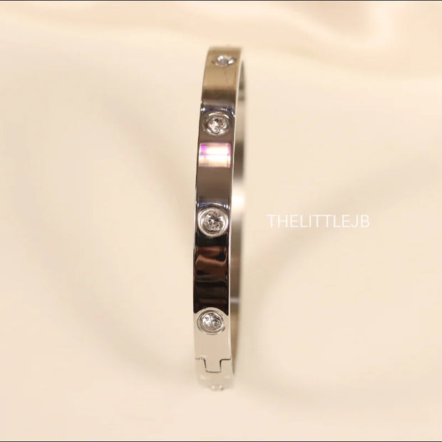 Platinum Plated openable bracelet with zircons