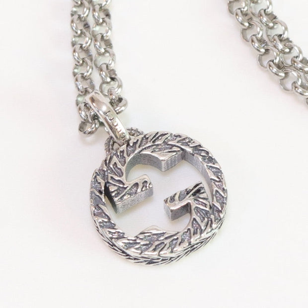 Double G Pendant in silver chain