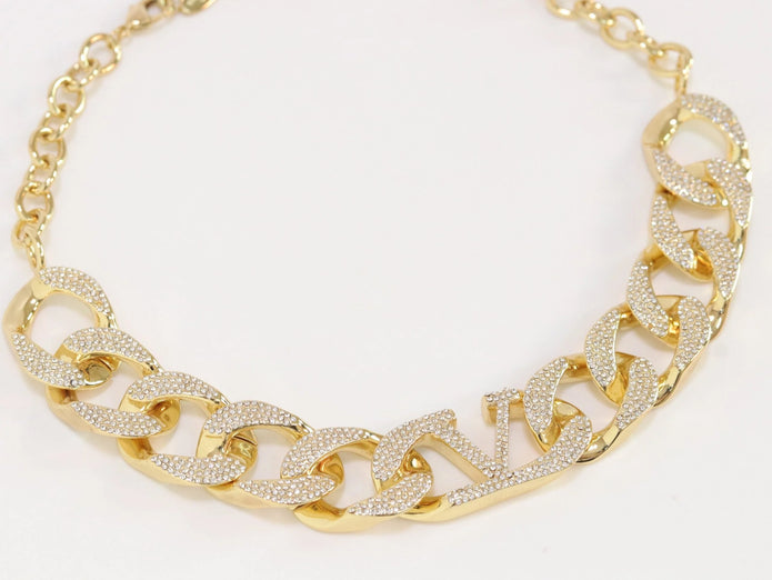 Alphabet V Chunky gold linked chain with CZ
