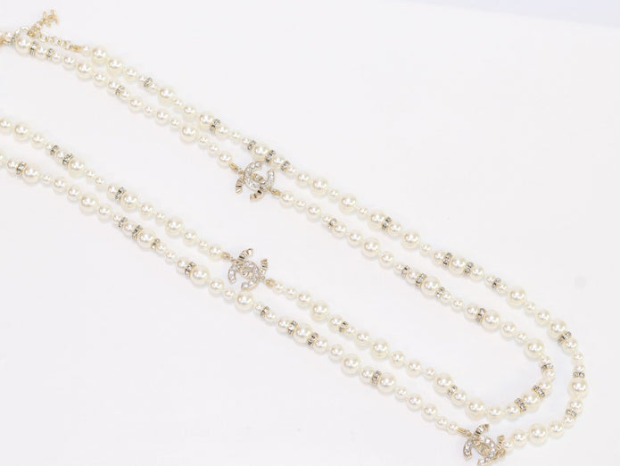 Double C pearl long chain