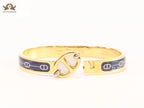Alphabet H seek bracelet with blue print