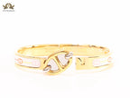Alphabet H seek bracelet with white and multi colour print