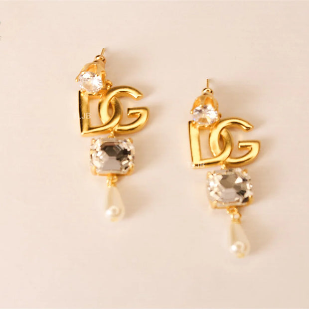 alphabet D and G Pearl Luxe Drop earrings