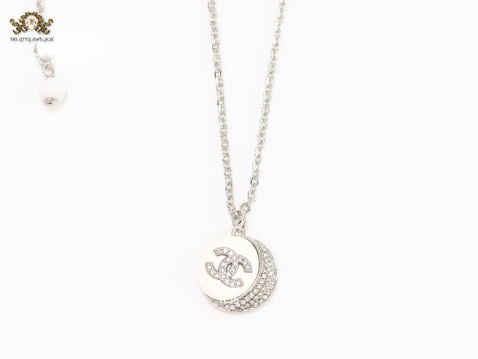 Double C cz and white enamel platinum round chain