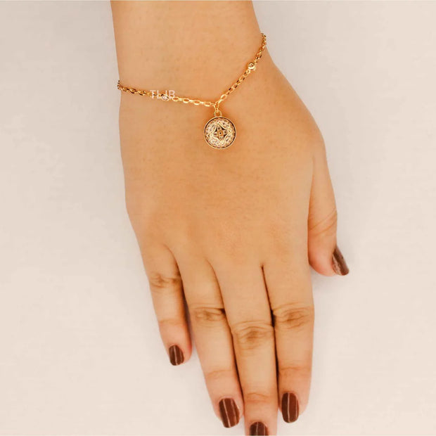 Alphabet L & V Lunar Charm white bracelet