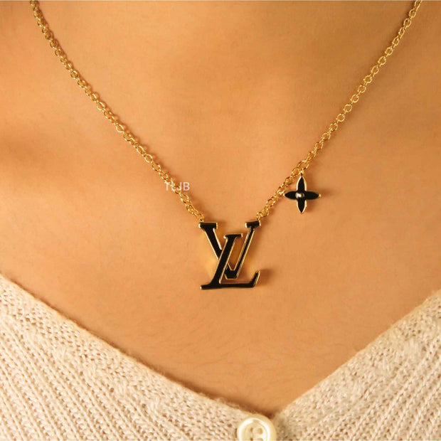 alphabet LV single flower necklace black