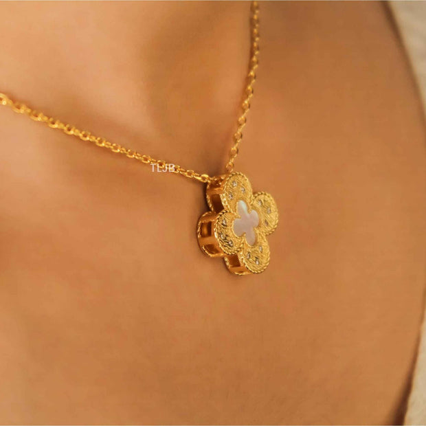 Alphabet L & V Gold clover MOP chain necklace