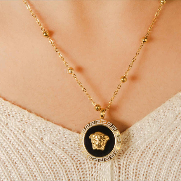Medusa necklace black