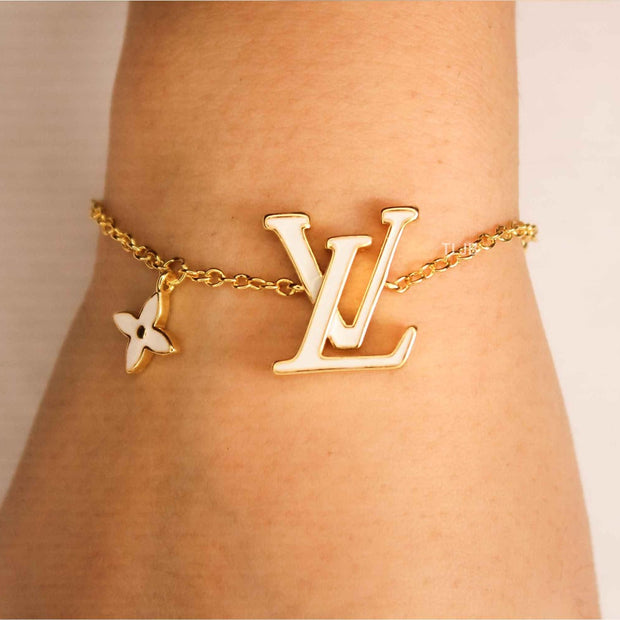 alphabet LV sleek flower white bracelet