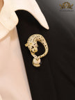 Cz round panther gold brooch