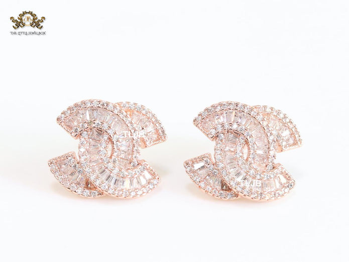 Double C baguette studs - Rose gold