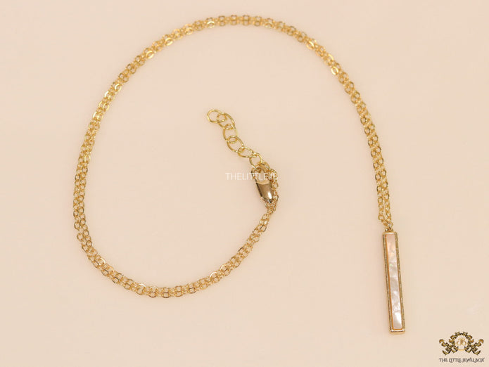 Gold plated necklace with Column Cube MOP pendant