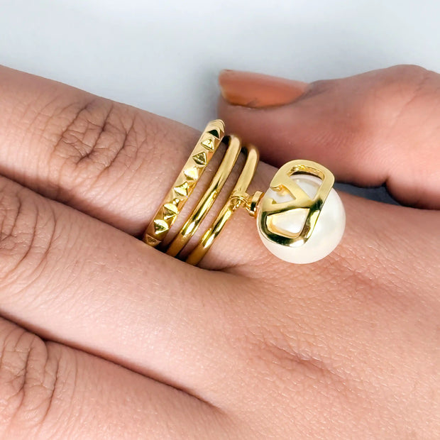 Alphabet V Pearl Dome Ring