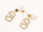 Alphabet V gold cz pearl drops