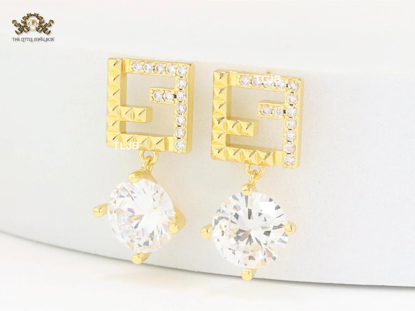 Double F small earrings with cz
