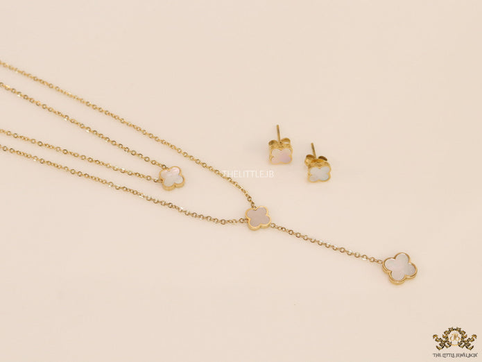 Dual chain necklace with white MOP clover in gold finish