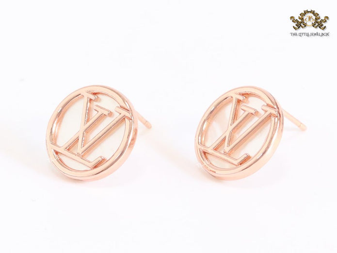 Alphabet L rose gold round studs 16 mm