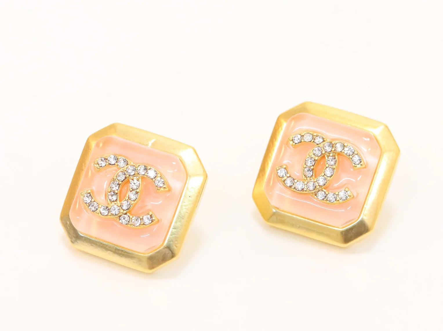 Square pink enamel Double C gold earrings