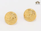 Double C textured round studs