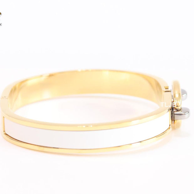 Alphabet H white sleek bracelet