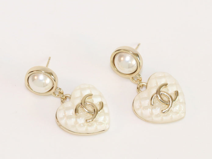 Double C on dangling heart and pearl earrings
