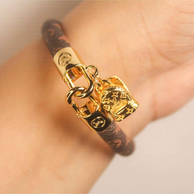 Alphabet L&V golden bag charm monogram leather bracelet