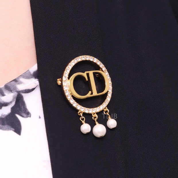 Gold Alphabet C and D brooch with cz and pearl dangles