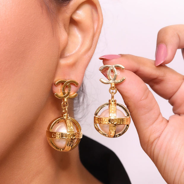 Gold Double C Pearl hanging earrings