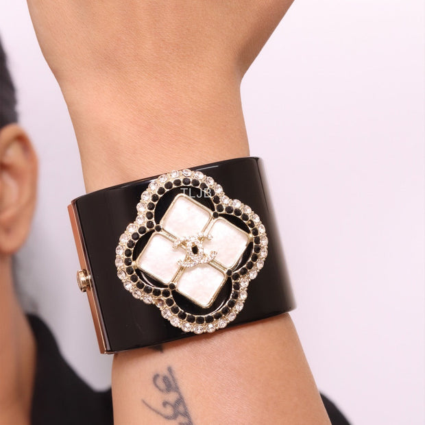 Double C clover motif MOP gold white enamel black bracelet