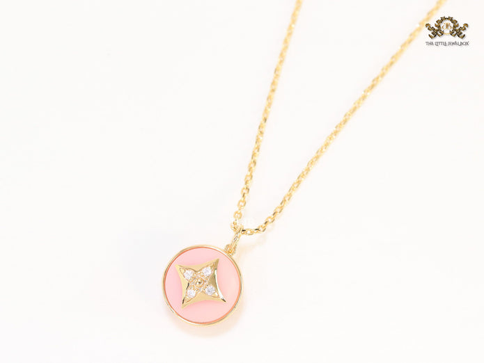 Pink clover with enamel chain