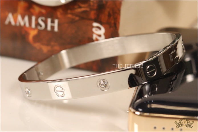 Men's Screw and zircon platinum finish bracelet rectangle shape