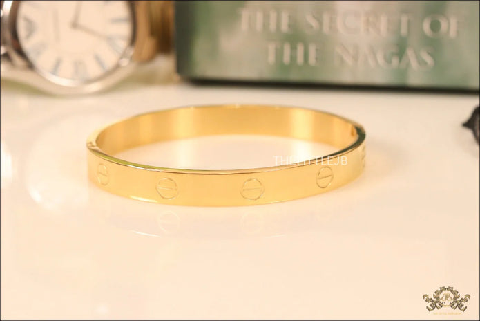 Gold plated bracelet for men's with screws