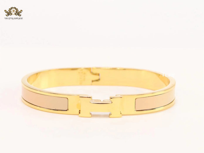 Alphabet H beige gold plated bracelet 8mm
