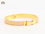 Alphabet H beige gold plated bracelet 8mm