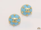 Blue and golden twin C motif round stud earrings