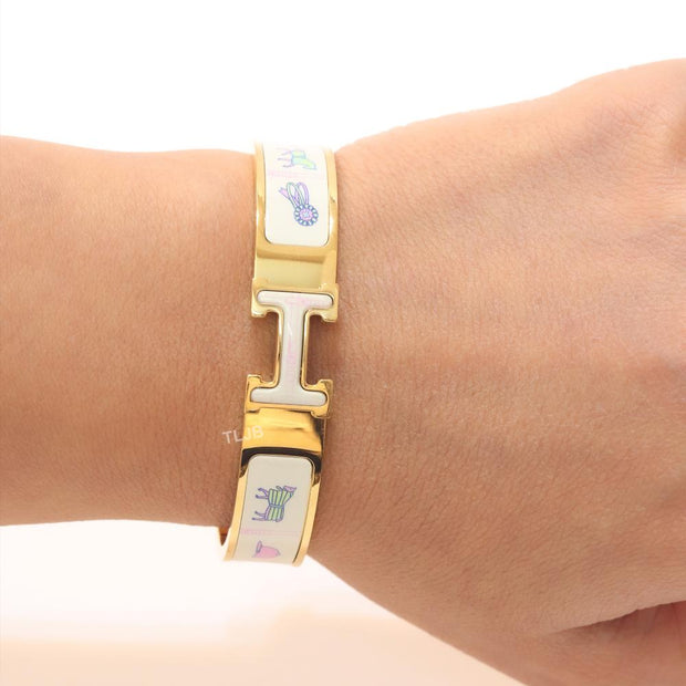 Alphabet H multi coloured bracelet
