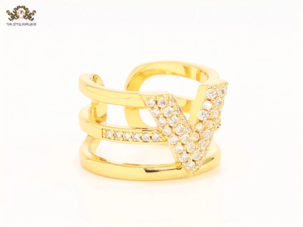 3 layer alphabet V cz band ring
