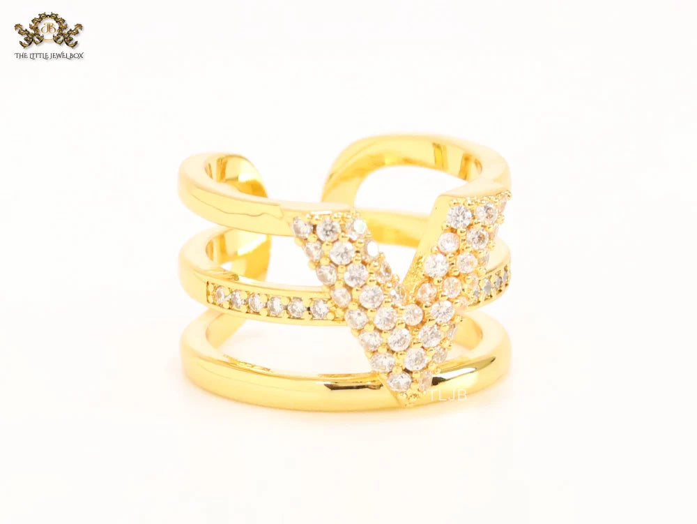 3 layer alphabet V cz band ring
