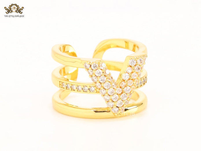 3 layer alphabet V cz band ring