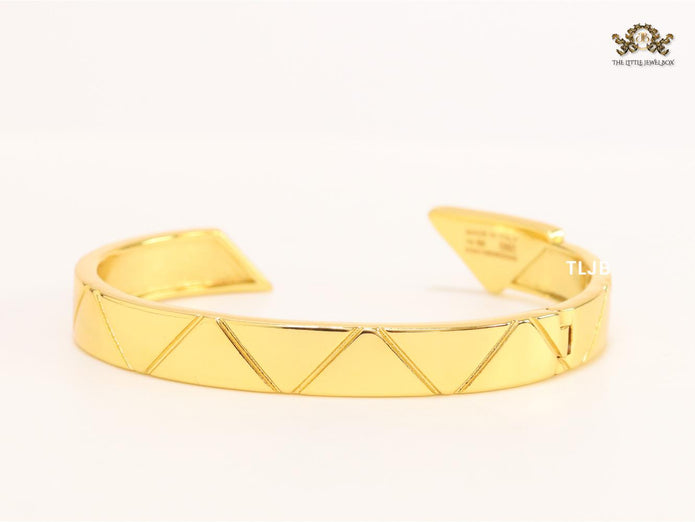 Alphabet P Cz and gold bracelet