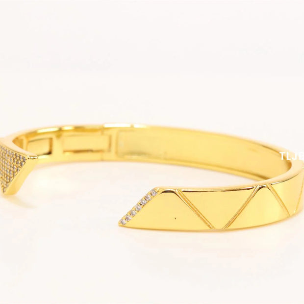 Alphabet P Cz and gold bracelet