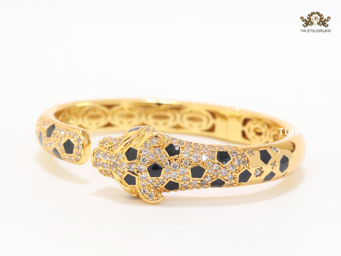 Panther face gold bracelet
