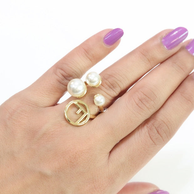 Alphabet F pearl open gold plated ring