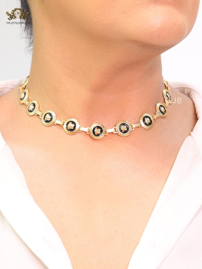 The Medusa Choker