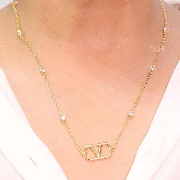 Open V sleek Gold Chain