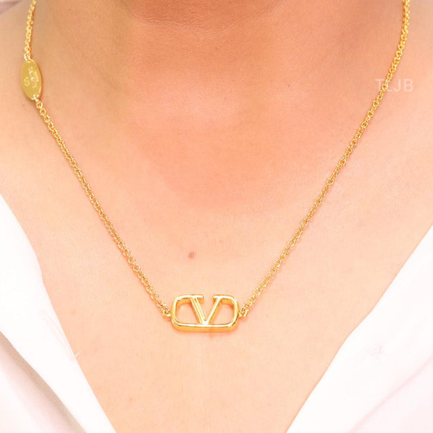 Open V sleek chain