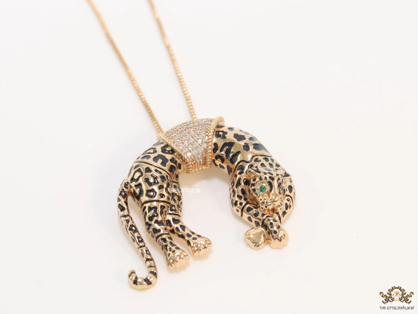 Antique rose  gold resting plated leopard pendant with cubic zirconia and rose golden chain