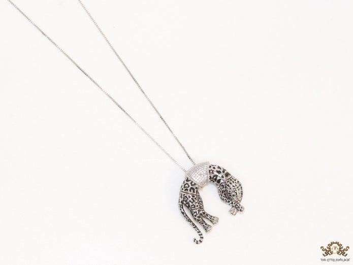 Platinum plated resting leopard pendant with cubic zirconia and Platinum chain