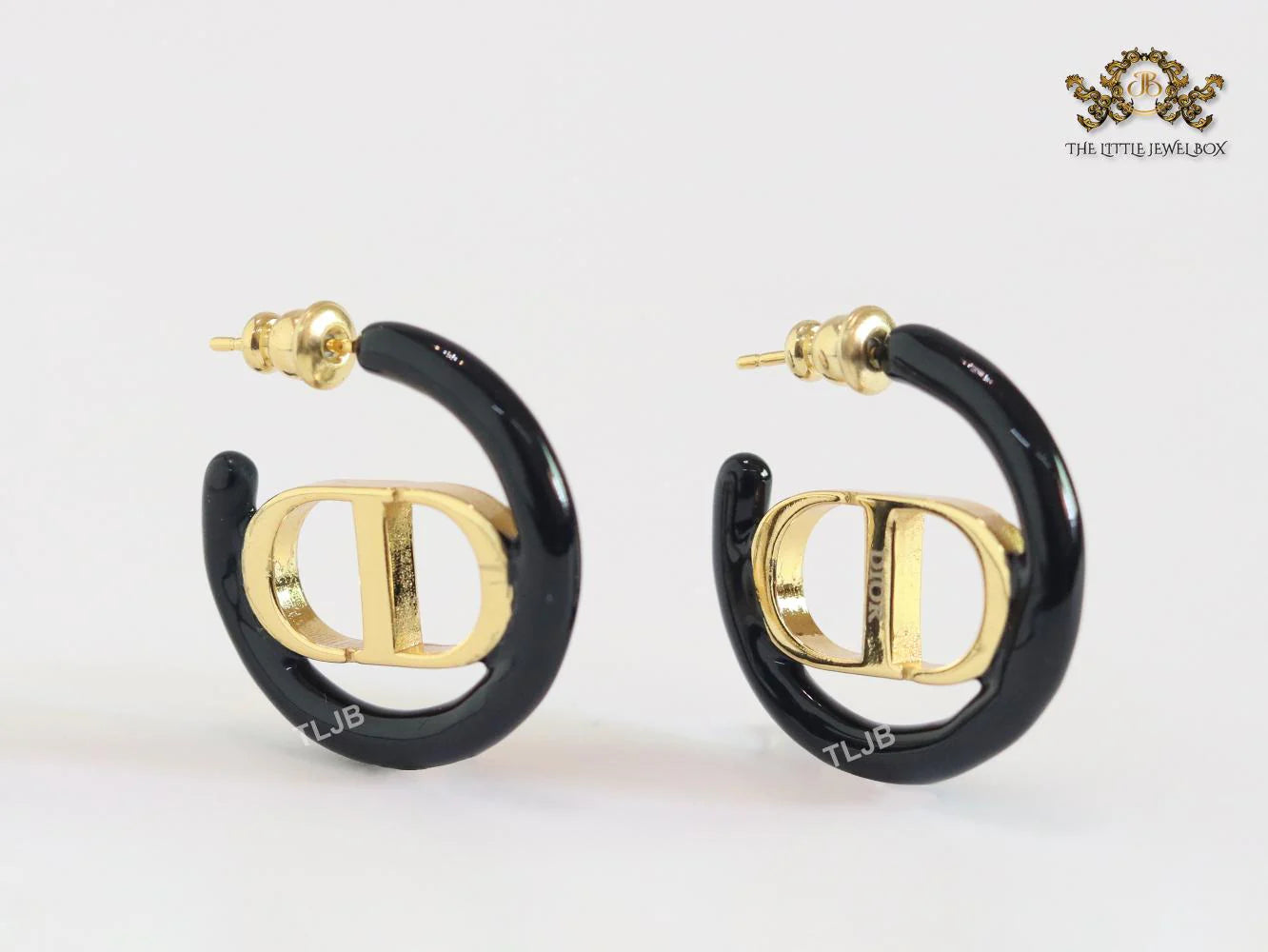 Alphabet CD black hoops